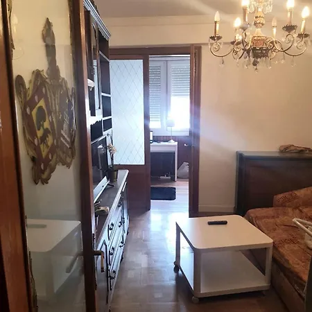 Izask Izq Apartamento *